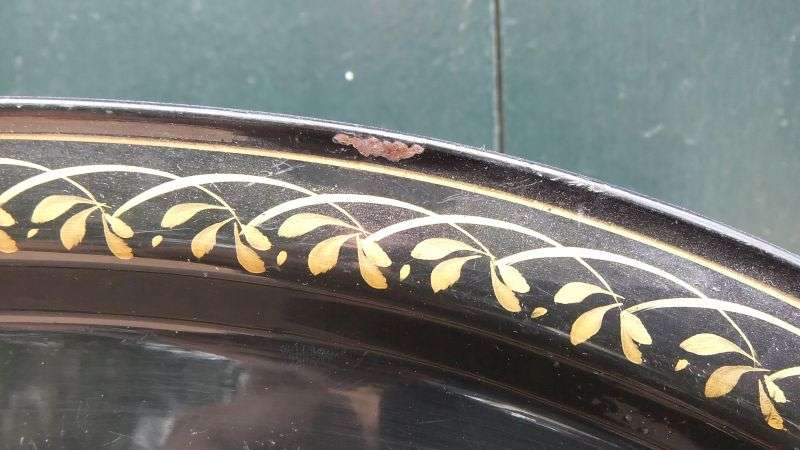 A BEAUTIFUL LARGE SIGNED HAND PAINTED RUSSIAN METAL TRAY WITH AMAZING DETAIL !! BETTER THAN PICS !!