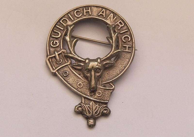 A RARE OLD SCOTTISH CLAN KILT PIN """GUIDICH ANRICH""" IN GOOD CONDITION