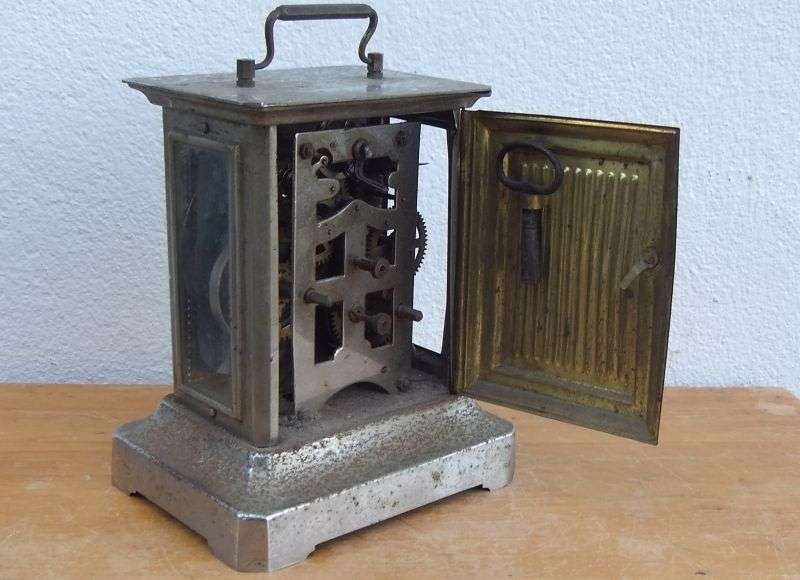A COOL RUSTIC LOOKING OLD CARRIAGE CLOCK FOR DECORATION OR REPAIR ...WITH ORIGINAL KEY !! SWEET !!