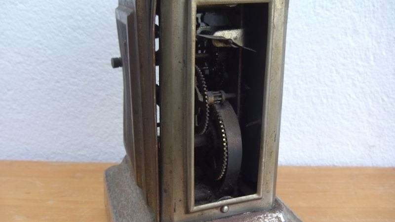 A COOL RUSTIC LOOKING OLD CARRIAGE CLOCK FOR DECORATION OR REPAIR ...WITH ORIGINAL KEY !! SWEET !!