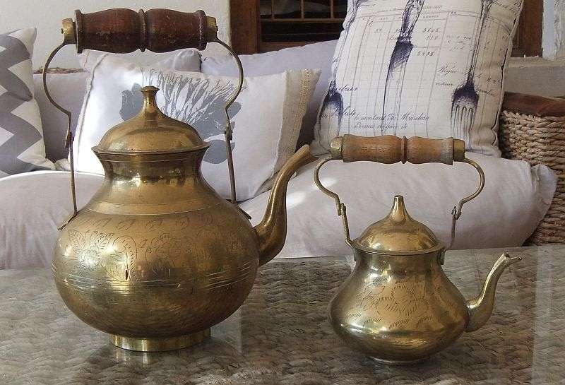 EYE CATCHING !! TWO VINTAGE SOLID BRASS TEAPOTS WITH GREAT DETAIL !! YOU ARE BIDDING FOR BOTH !!