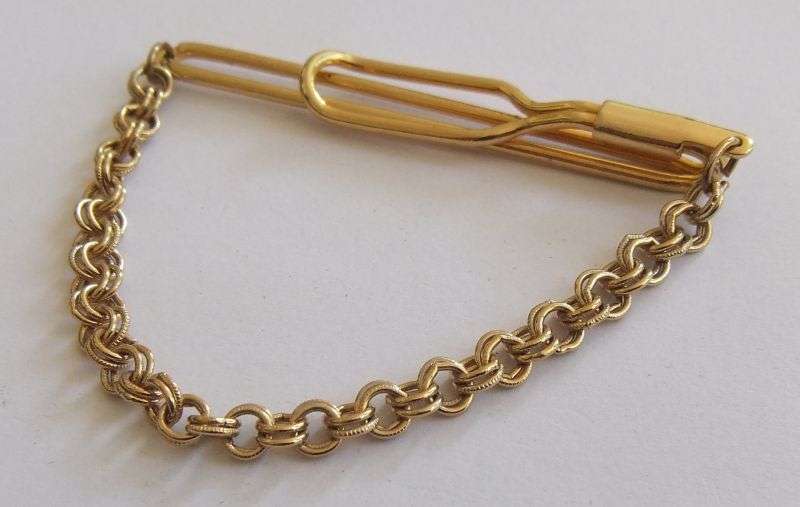 TIE PIN / CLIP - GOLD TONE - EXCELLENT CONDITION