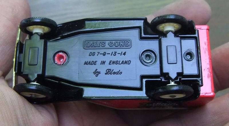 WOW !! A DETAILED VINTAGE 1983 DIE CAST METAL MODEL BY LLEDO ENGLAND ISSUED TO ADVERTISE ""HEINZ""