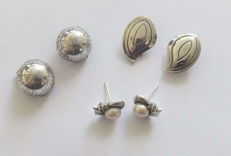 WOW !! THREE STUNNING PAIRS OF STERLING SILVER DESIGNER STAMPED EARRINGS !! RARE FIND !!