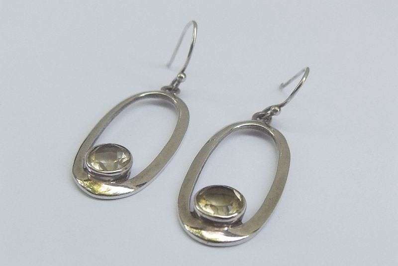 A GREAT QUALITY PAIR OF OVAL STERLING SILVER EARRINGS EACH SET WITH A FACETED STONE ...LOVELY !!