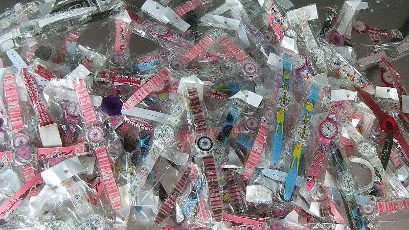 OVER 150 SHOP SOILED WATCHES PLUS 80 NEW BATTERIES...SPARE PARTS / STRAPS ETC ..STEAM PUNK POTENTIAL