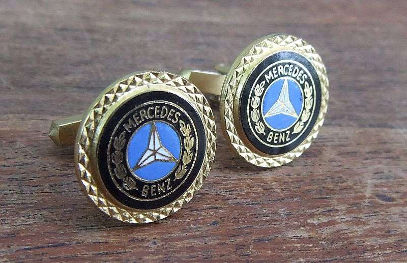 WOW !! A STUNNING QUALITY PAIR OF CUFFLINKS MADE FOR MERCEDES BENZ WITH ORIGINAL BOX !!