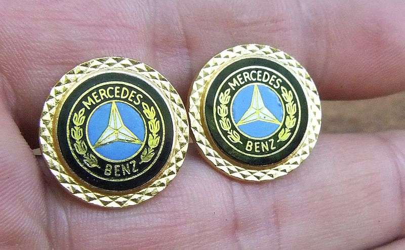 WOW !! A STUNNING QUALITY PAIR OF CUFFLINKS MADE FOR MERCEDES BENZ WITH ORIGINAL BOX !!