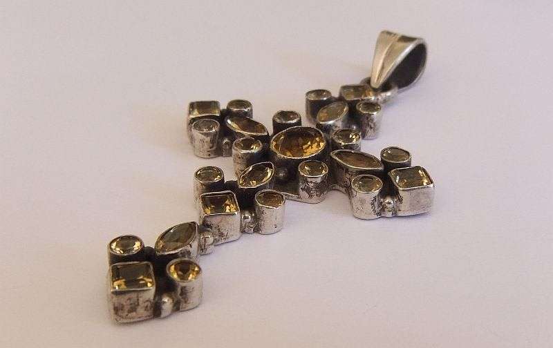 AN AMAZING "" HUGE "" SOLID STERLING SILVER CROSS PENDANT SET WITH EYE CATCHING FACETED STONES !!