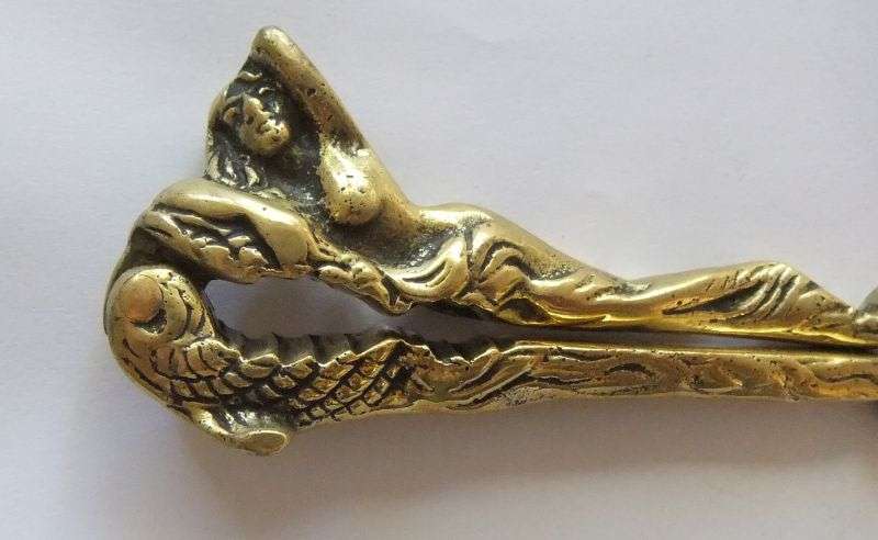 WOW !! WOW !! A GORGEOUS RARE OLD SOLID BRASS NUTCRACKER WITH DETAILED MERMAID MOTIF !! MUST HAVE !!