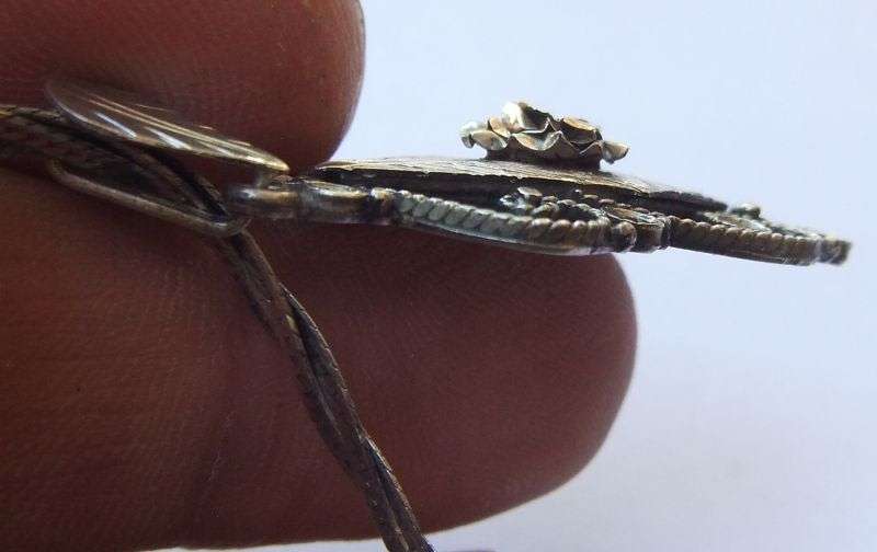 A RARE VINTAGE 1950`S GREEK 800 SILVER PENDANT WITH A STERLING SILVER NECKLACE