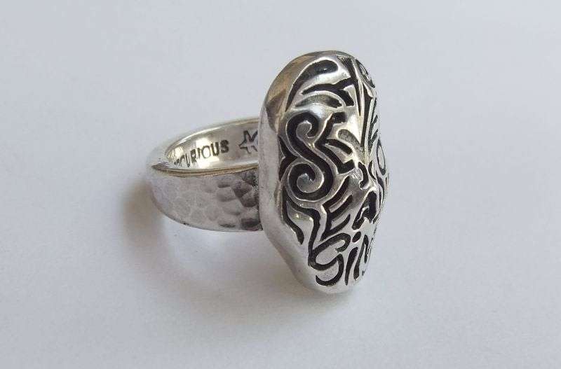 TOP QUALITY !! AN INTRICATELY DESIGNED SOLID STERLING SILVER DESIGNER RING BY MERCURIOUS "TURKOMAN"