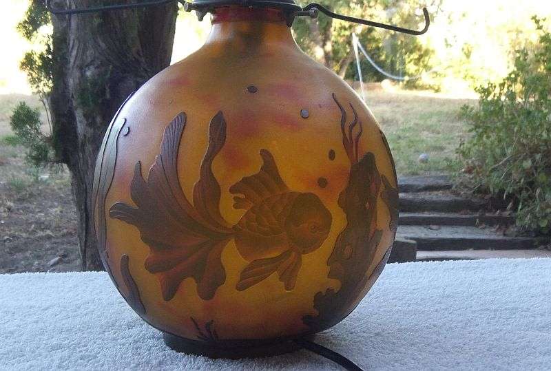AN ABSOLUTELY STUNNING GALLE / LOETZ STYLE CAMEO GLASS LAMP WITH FISHY MOTIFS ... WOW , WOW , WOW !!