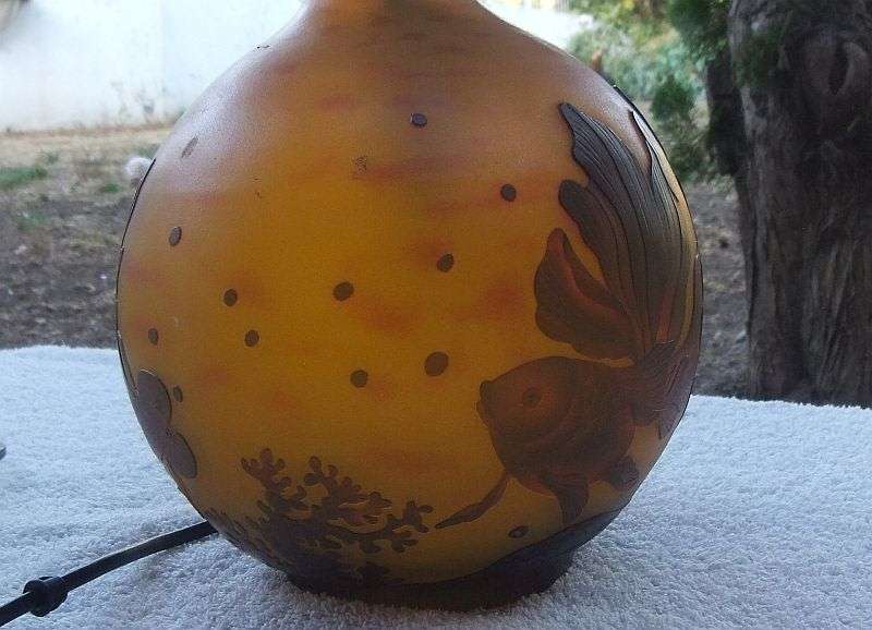 AN ABSOLUTELY STUNNING GALLE / LOETZ STYLE CAMEO GLASS LAMP WITH FISHY MOTIFS ... WOW , WOW , WOW !!