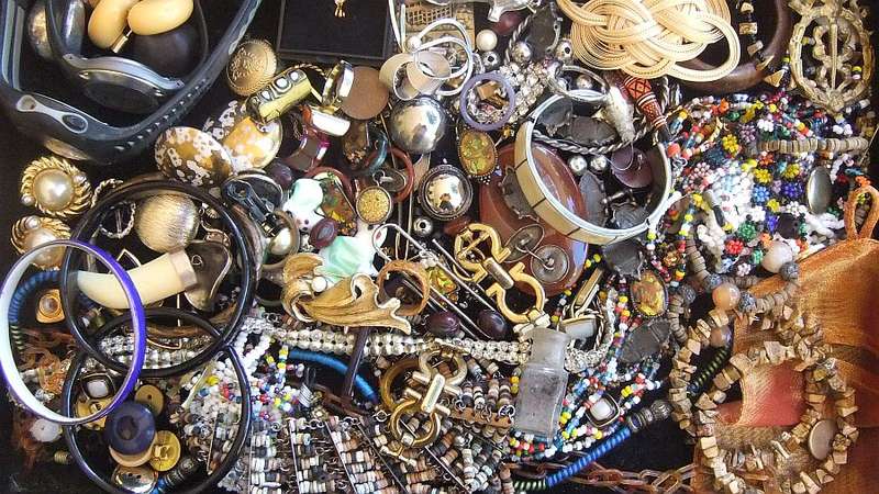 TREASURE TROVE !! A UNIQUE JOBLOT OF BITS AND BOBS FOR THE STEAMPUNK ARTIST OR COLLECTOR !! COOL !!