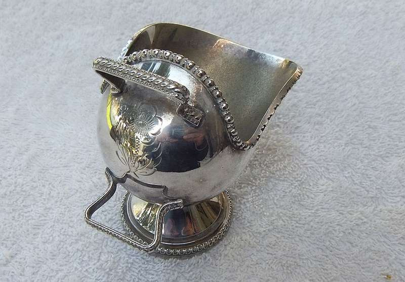 WOW !! A LOVELY OLD SILVER PLATE SUGAR BOWL FORMED AS A COAL SHUTTLE !! TOO SWEET !!