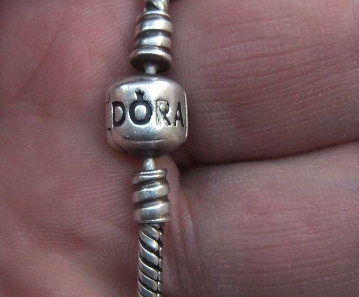 OH WOW !! A GENUINE ""PANDORA"" SOLID STERLING SILVER ANKLET WITH A PANDORA BOX !! HIGH VALUE !!