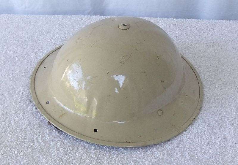 EXCELLENT CONDITION FOR WHAT IT IS AND AGE !! A WW2 SOUTH AFRICAN MKII HELMET DESSERT CAMO !! COOL !