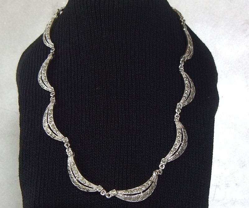SUPER RARE !! A VINTAGE DESIGNER ""BJL"" NECKLACE - BOHEMIAN JEWELLERS LIMITED !! 1960`S !! WOW !!