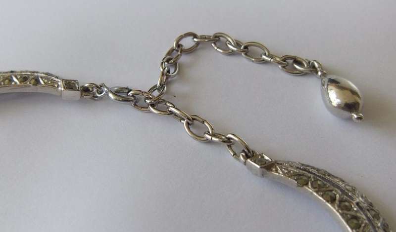 SUPER RARE !! A VINTAGE DESIGNER ""BJL"" NECKLACE - BOHEMIAN JEWELLERS LIMITED !! 1960`S !! WOW !!