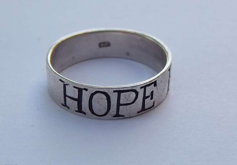 LOVE !! HOPE !! FAITH !! A GOOD QUALITY SOLID STERLING SILVER RING OF VIRTUES !! FREE COMBINING !!