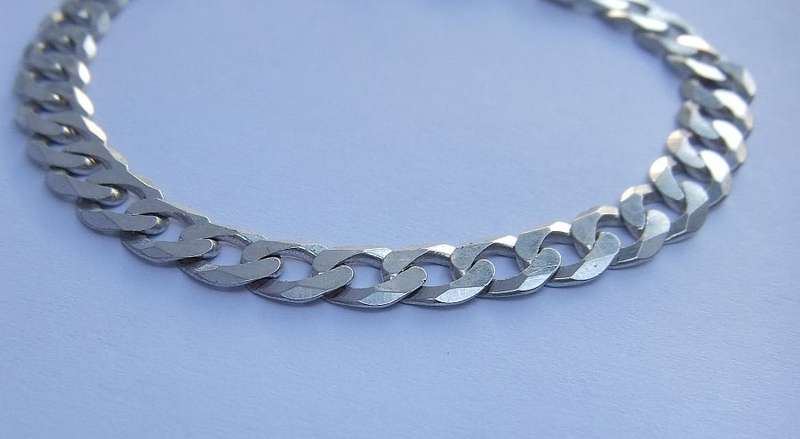 A SUPERIOR QUALITY WIDE WEIGHTY SOLID STERLING SILVER BRACELET WITH COOL CHAIN LINK SYSTEM !! WOW !!