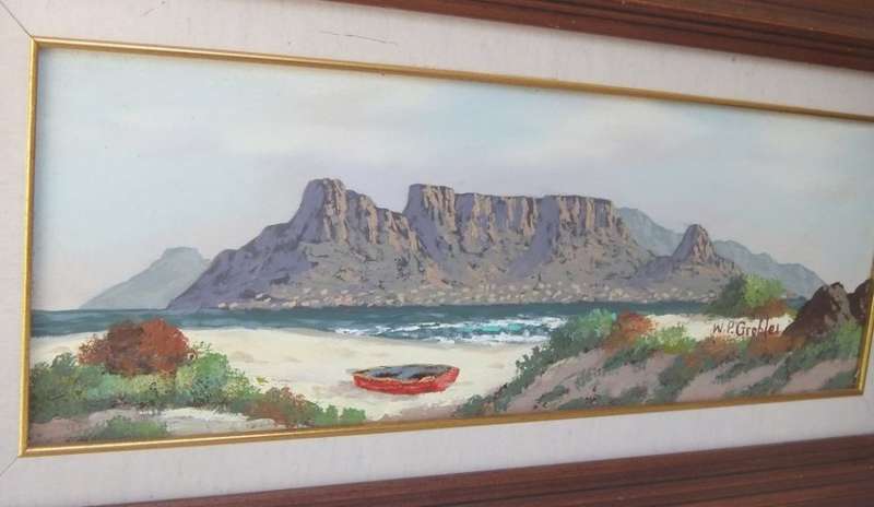 AN ORIGINAL OIL ON BOARD DEPICTING TABLE MOUNTAIN FROM THE BEACH BY KNOWN SA ARTIST WP GROBLER !!