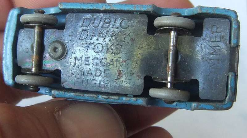 RARE COLLECTORS ITEM !! A VINTAGE ""DUBLO DINKY TOYS "" METAL PANEL VAN !! MECCANO ENGLAND !! WOW !!