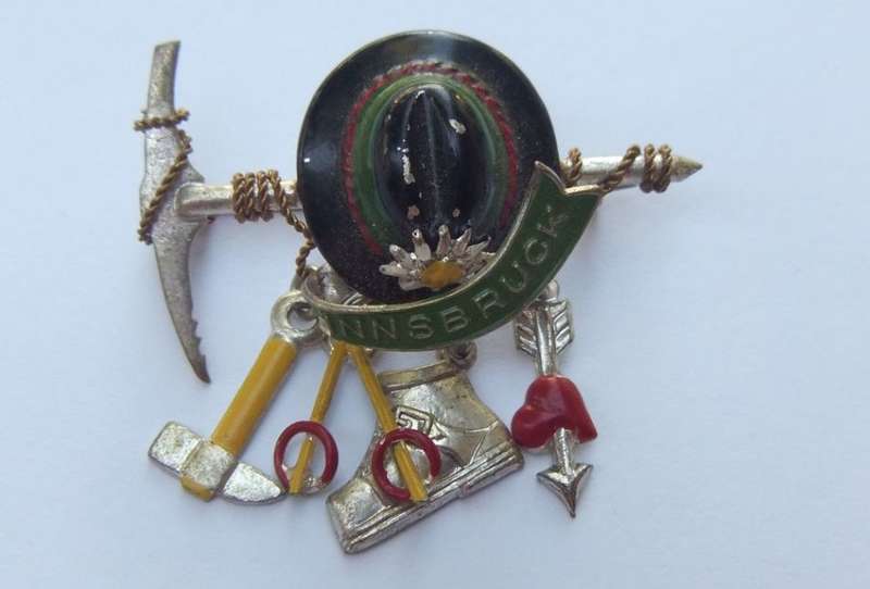 VINTAGE JEWEL ALERT !! ENAMELLED CLOWN BROOCHES , 1940`S PIXIE PIN AND VINTAGE EARRINGS !! NICE LOT