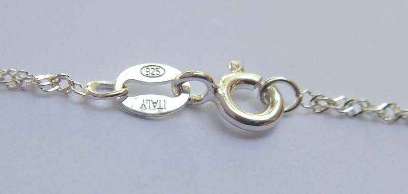 WOW !! A GOOD QUALITY SOLID STERLING SILVER CROSS PENDANT PLUS A DAINTY STERLING SILVER NECKLACE !!