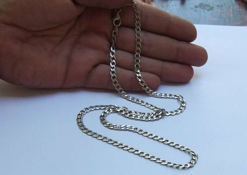 WOW !! A MARVELOUS 61 CM SOLID STERLING SILVER NECKLACE IN GOOD CONDITION !! AWESOME DEAL !!