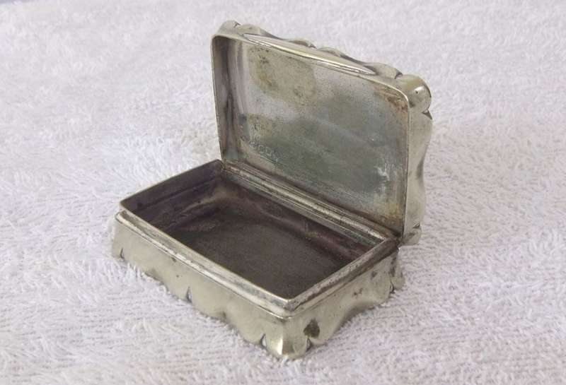 RARE FIND !! AN ANTIQUE HALLMARKED SNUFF BOX FROM THE BOER WAR ERA 1880-1900 BOER NAME & "SPITSKOP"