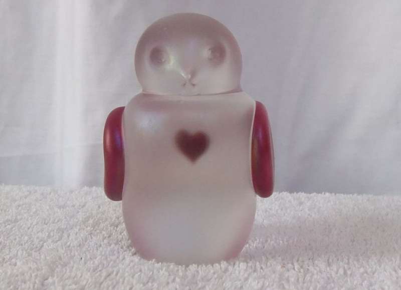 A BEAUTIFUL RARE VINTAGE SIGNED STUDIO GLASS LOVE HEART BIRD BY ZELLIQUE JOSEPH MORREL !! HIGH VALUE