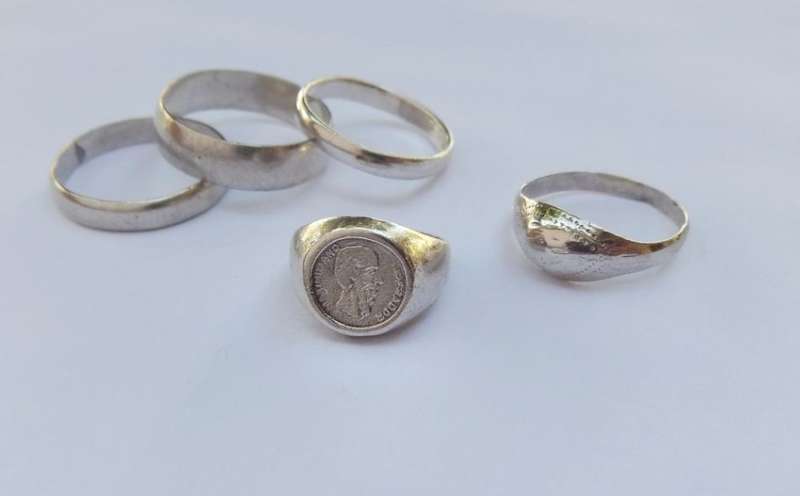 OH YEAH !! DEAL TIME !! FIVE SOLID STERLING SILVER RINGS FOR YOUR WINNING BID !! TAKE THE LOT !! WOW