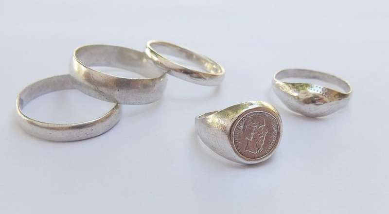OH YEAH !! DEAL TIME !! FIVE SOLID STERLING SILVER RINGS FOR YOUR WINNING BID !! TAKE THE LOT !! WOW