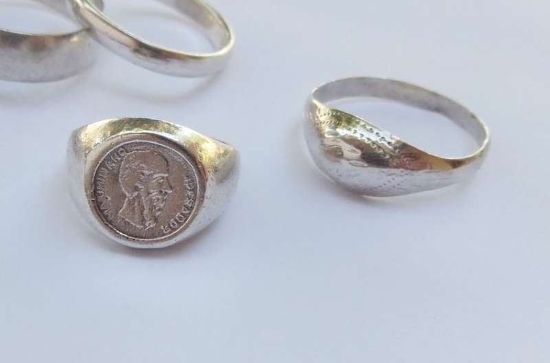 OH YEAH !! DEAL TIME !! FIVE SOLID STERLING SILVER RINGS FOR YOUR WINNING BID !! TAKE THE LOT !! WOW