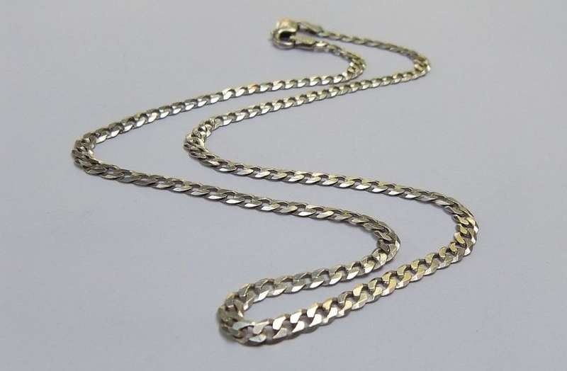 COOL !! A GREAT QUALITY 51 CM SOLID STERLING SILVER NECKLACE WITH SLIGHTLY OVERSIZED CLASP !! WOW !!