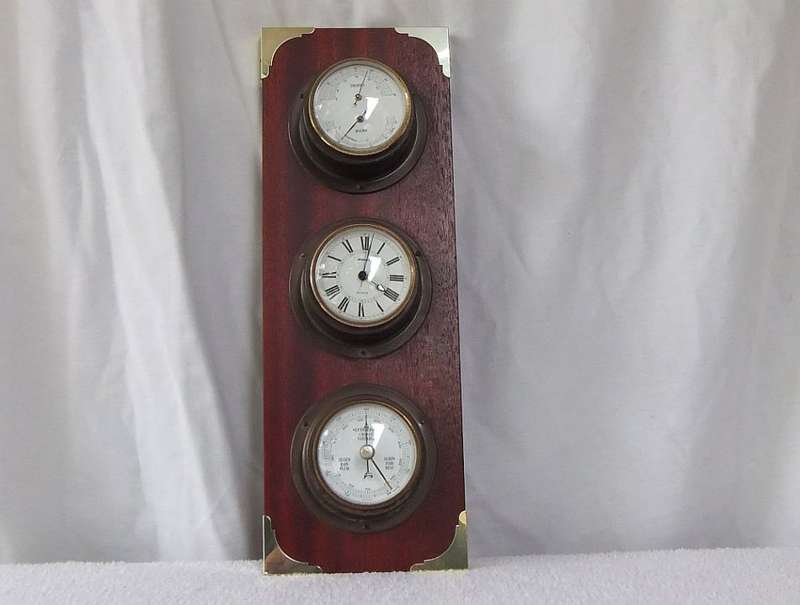 A VINTAGE WEST GERMAN MADE HYGROMETER / THERMOMETER / BAROMETER AND CLOCK - WOOD & BRASS