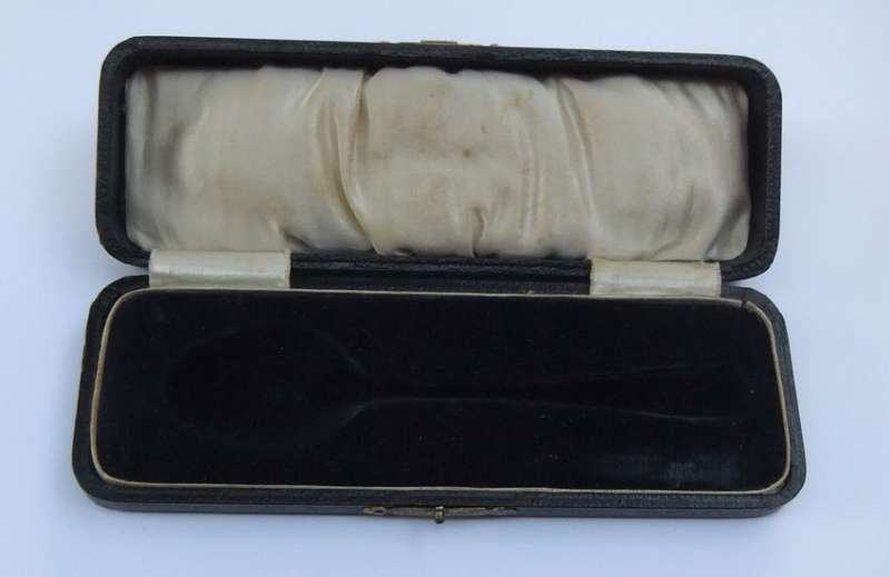 AN ANTIQUE BOX FOR A SILVER SPOON