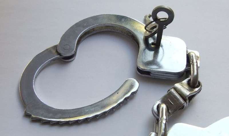 A SUPER COOL VINTAGE PAIR OF STAMPED GENUINE SAP HANDCUFFS IN GREAT WORKING CONDITION WITH KEYS !!