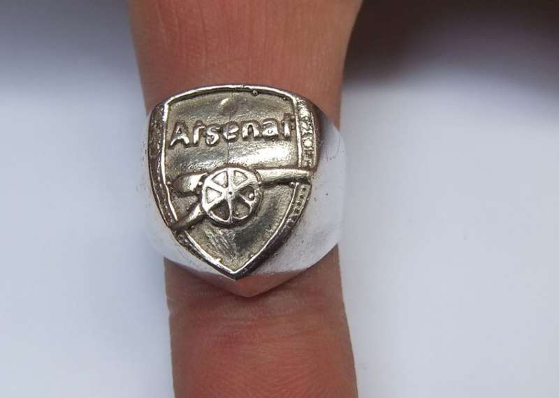 SO AWESOME !! A SOLID STERLING SILVER ""ARSENAL"" FOOTBALL CLUB SUPPORTERS RING !! MUST HAVE !!