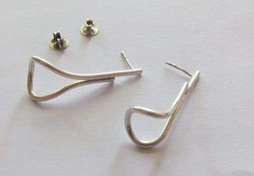 A RATHER UNIQUE PAIR OF STERLING SILVER EARRINGS WITH BUTTERFLIES !! FULLY TESTED !!