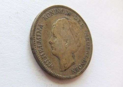 HAPPY 100TH BIRTHDAY !! AN ANTIQUE 90% SILVER NETHERLANDS 1923 ONE GUILDEN COIN IN GOOD CONDITION