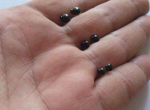 MODERN STYLE !! 3 PAIRS OF STERLING SILVER STUDS WITH BLACK PLASTIC FRONTS - NO BUTTERFLIES