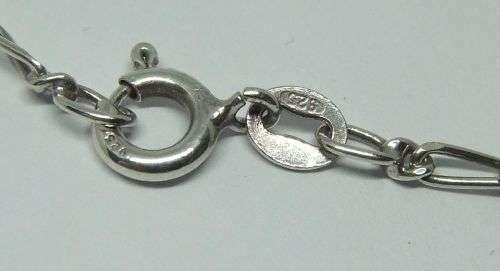 A UNIQUE STERLING SILVER NECKLACE WITH A DETAILED SOLID STERLING SILVER ST CHRISTOPHER PENDANT !!