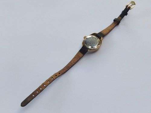 A LOVELY VINTAGE GENUINE CITIZEN LADIES WATCH IN PERFECT WORKING CONDITION - WIND UP -NOT BATTERY !!