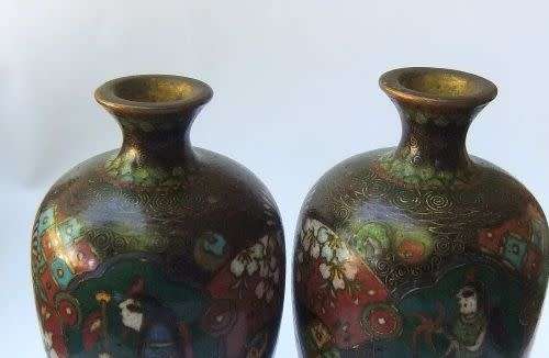 A rare pair of Antique Japanese miniature cloisonne vases - Circa 1880