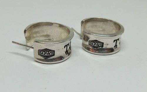 WOW !! A STYLISH PAIR OF SOLID STERLING SILVER T & CO EARRINGS - FULLY TESTED - FREE COMBINING !!