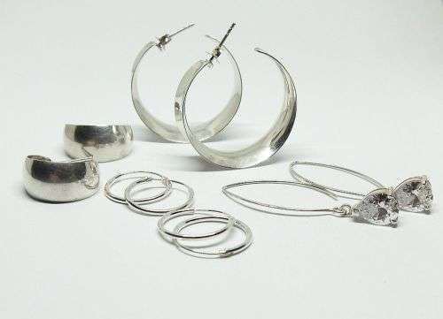 OH YEAH !! A JOBLOT OF 5 STERLING SILVER PAIRS OF EARRINGS IN GREAT CONDITION !! SEE PICS !! WOW !!