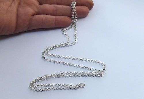 AN AWESOME EXTRA LONG 80 CM ROUND LINK STERLING SILVER NECKLACE IN EXCELLENT CONDITION !! MUST HAVE